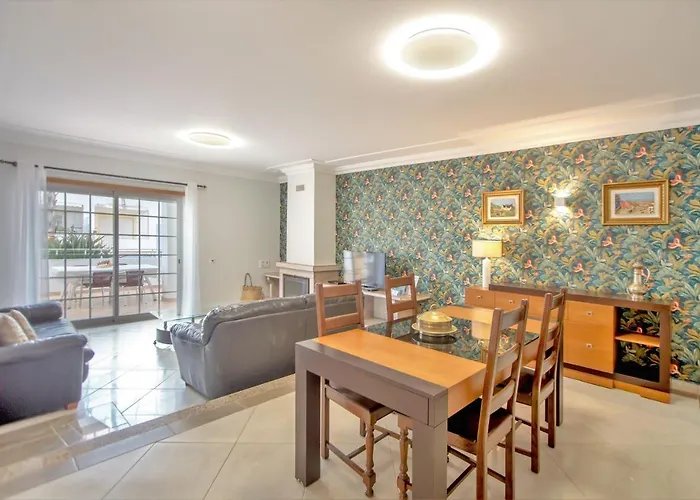 By Atlantic Places Villa