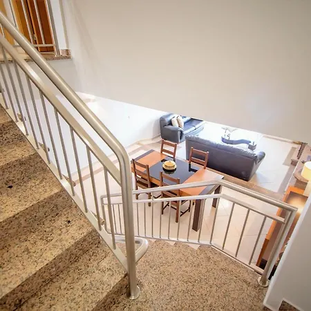 By Atlantic Places 别墅