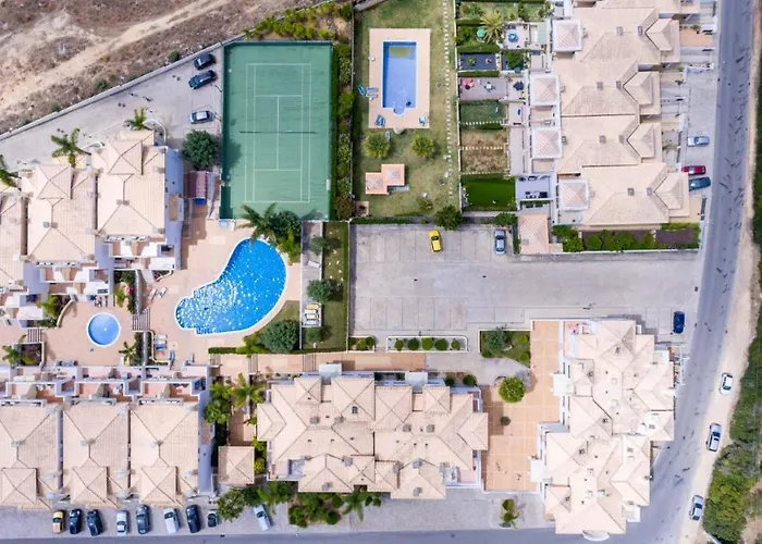 فيلة By Atlantic Places