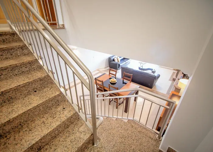 By Atlantic Places فيلة