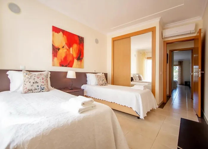 فيلة By Atlantic Places