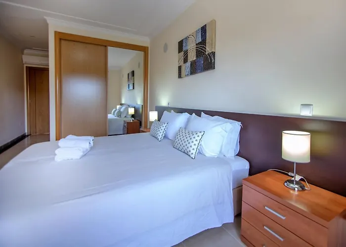 By Atlantic Places فيلة *